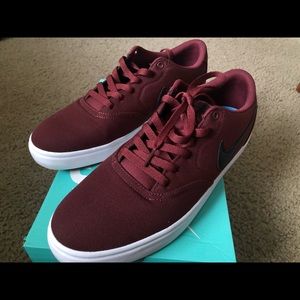Nike SB (Size 10men)